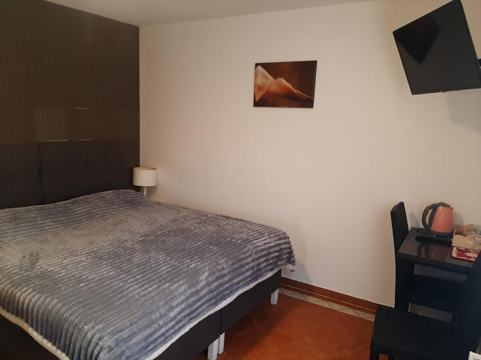 Rooms Lutra Bilje Exterior photo